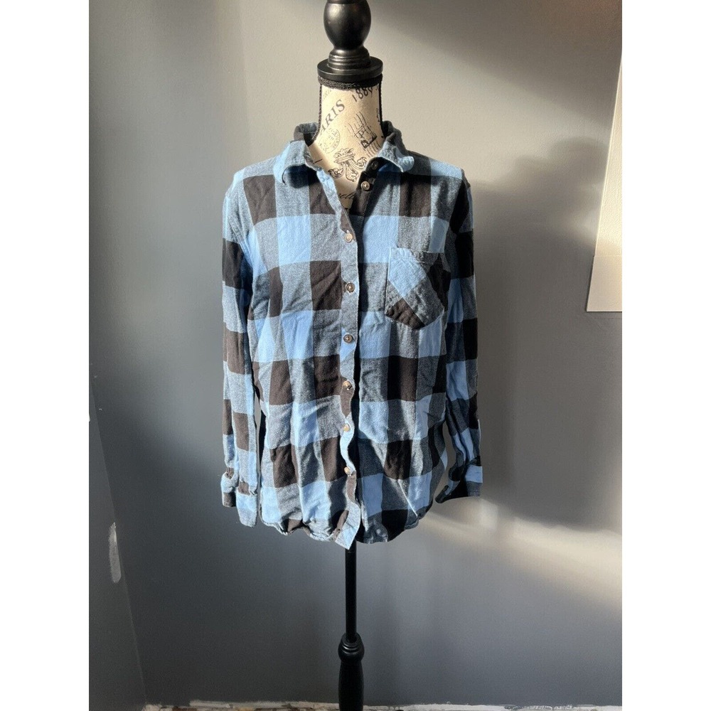 Blue Mountain Blue and black checkered flannel button up Long Sleeve shirt